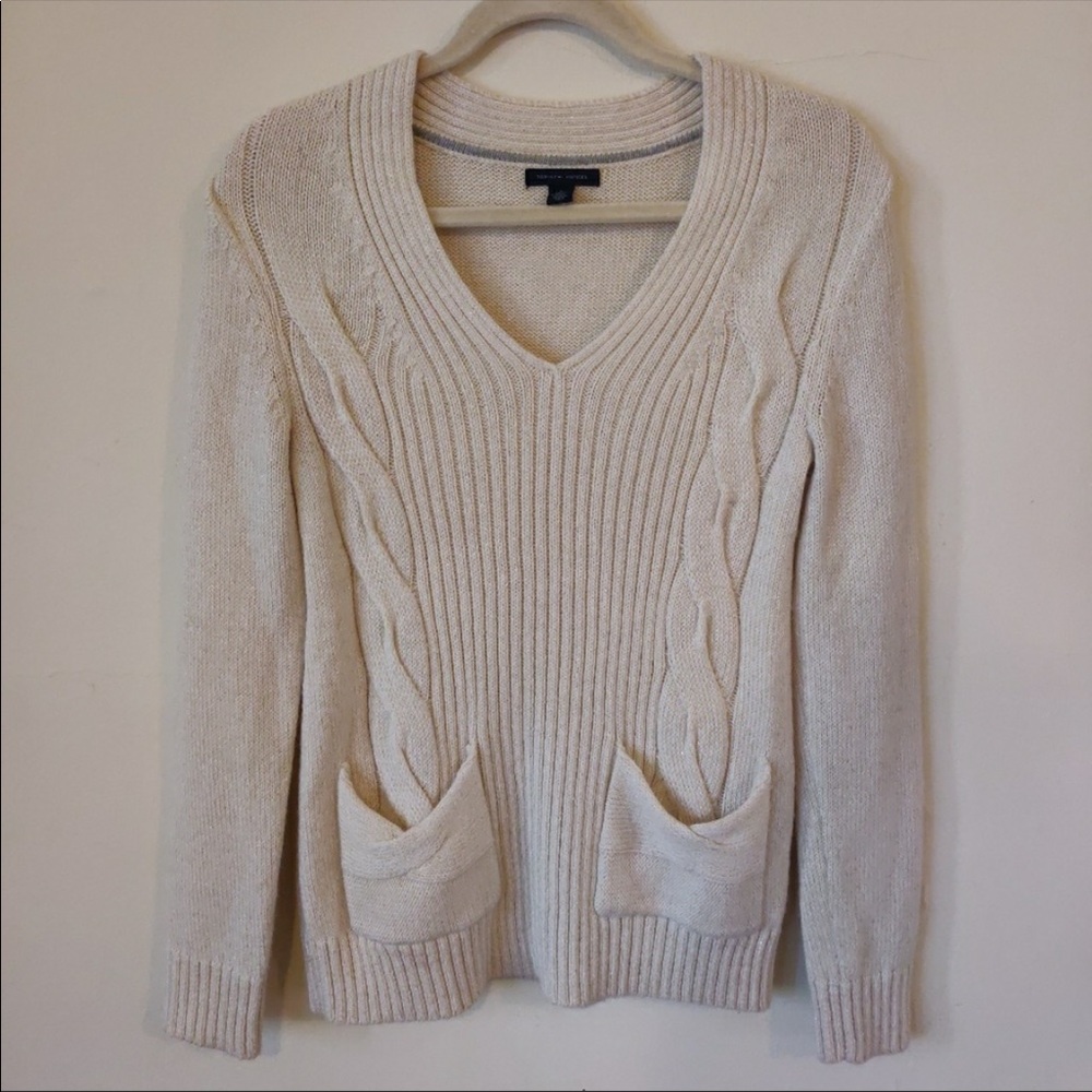 Tommy Hilfiger Sweater size Medium